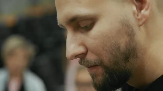 Обучение по женским стрижкам Герман Бессараб смотреть онлайн