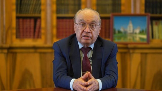 Поздравление ректора МГУ имени М.В.Ломоносова академика В.А. Садовничего с Днем российской науки! смотреть онлайн