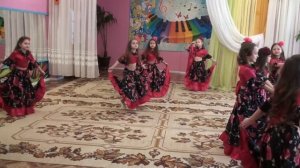 Фестиваль детского творчества «Карусель», «Цыганочки»