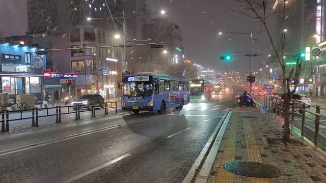 [서울간선]273번 뉴슈퍼에어로시티 2013 CNG смотреть онлайн