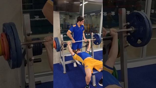 bench смотреть онлайн