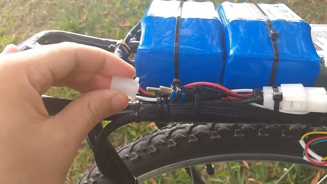 BICICLETA ELÉTRICA CASEIRA, BARATA E FUNCIONAL смотреть онлайн