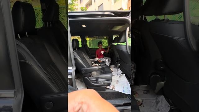 Toyota Esquire Hybrid 2020 Review