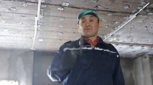 Штукатурка. Техника работы мастерком. Потолок.