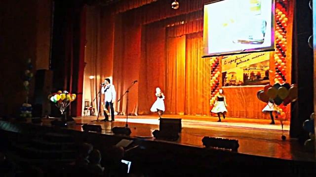 Аскар Хадеев ''Пит свинная нога''50-летие 110-ой школы 03.11.12 смотреть онлайн