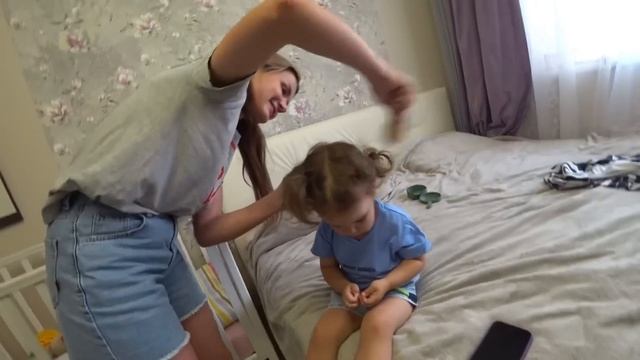 К Нике приехала бабушка Ира! Целый день вместе!Поездка к оленям и кабанам ? Привет,я Ника! смотреть онлайн