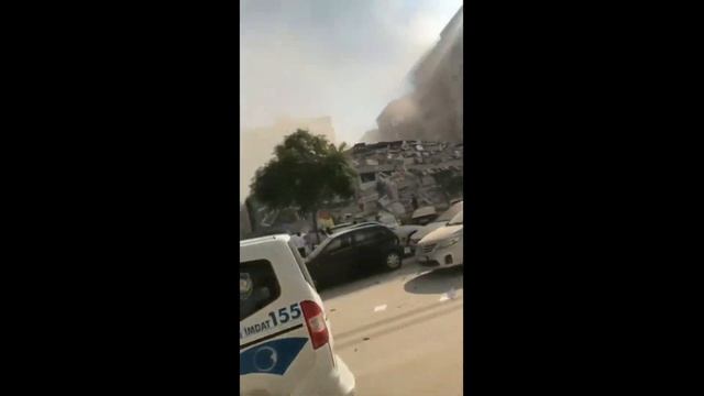 Землетрясение в Измире - подземные толчки магнитудой 7.0 разрушили город смотреть онлайн