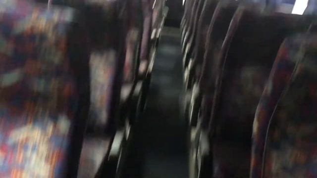 Маму с родным 2 летним ребёнком не пускают в собственную страну . смотреть онлайн