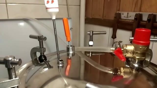 Если "дышащий" клапан автоклава "Домашний стандарт" закрывается слишком рано. смотреть онлайн