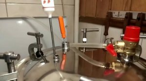 Если "дышащий" клапан автоклава "Домашний стандарт" закрывается слишком рано.