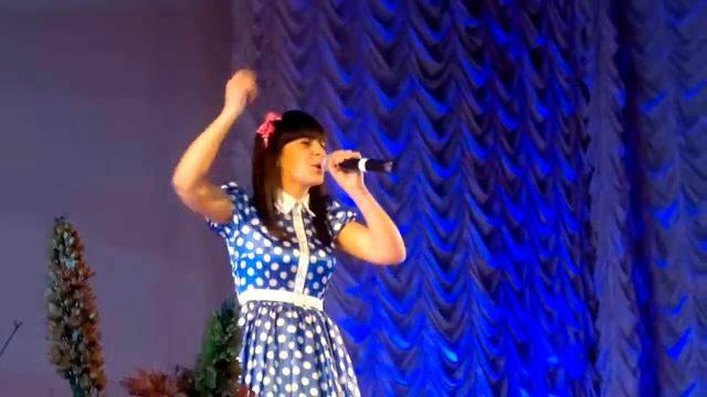 "Стою на полустаночке" смотреть онлайн