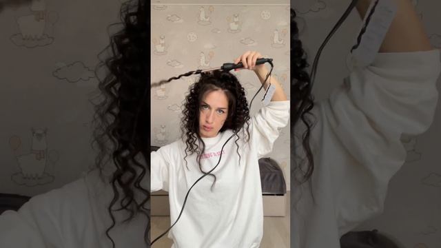 Не бешеные афрокудри #афрокудри #укладка #укладкаволос #hair #hairstyle #hairtutorial #локоны #кудр смотреть онлайн