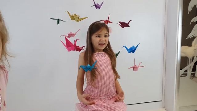 Оригами бумажная фотосессия дома / Влог Элина и Юля смотреть онлайн