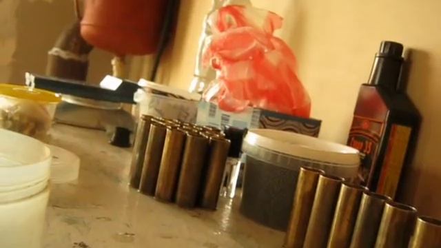 Снаряжение дробовых патронов в латунные гильзы смотреть онлайн