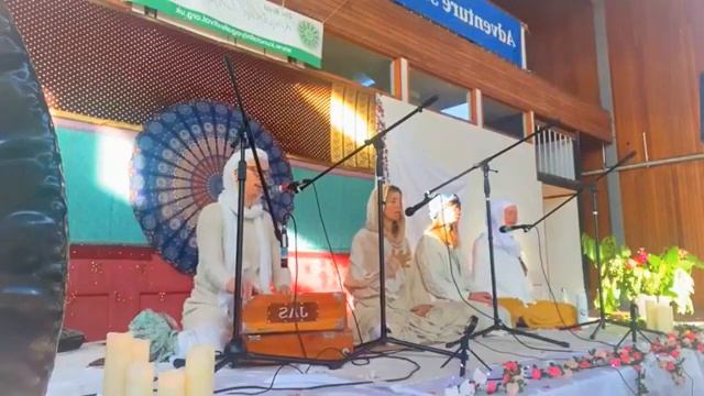 Amrit Jiwan - Sat Siri Akal live at the GB Kundalini Yoga Festival 2023 смотреть онлайн