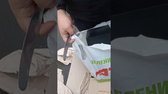 модератор виходити заставил отправить деньги на перед ,прийшло побитое ,теперь модератор просит смотреть онлайн