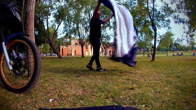 VIAJE EN CARPA A CHASCOMUS - Honda Transalp 600 смотреть онлайн