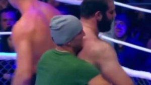 Мы взяли его хитростью, попал он выиграл я, какие могут быть претензии?