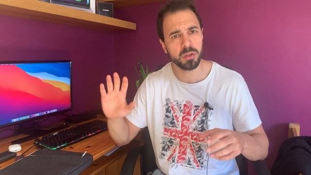 Les 10 Accessoires INDISPENSABLES pour votre MacBook M1 смотреть онлайн