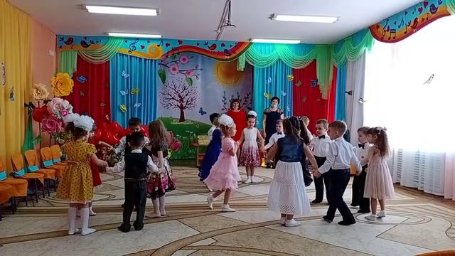 Танец общий "Мама" смотреть онлайн