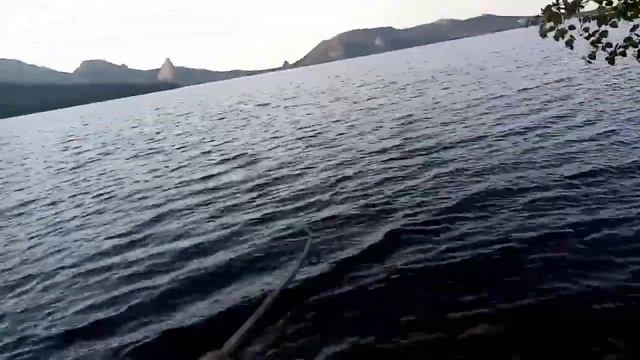 РУКИ ДРОЖАЛИ КОГДА ЕЁ ВЫТАЩИЛИ. РЫБАЛКА НА СПИННИНГ. смотреть онлайн