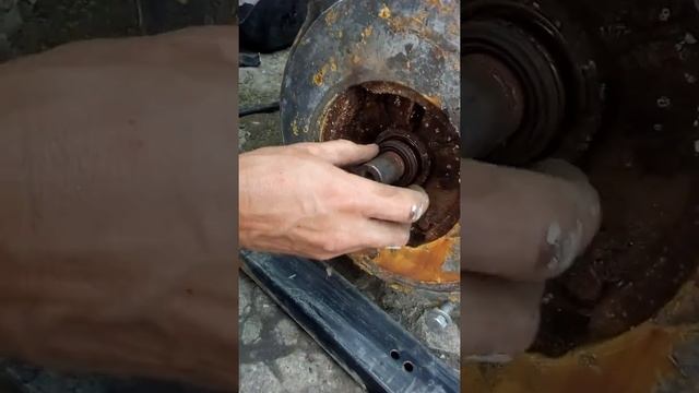 Снятие крыльчатки с мотопомпы смотреть онлайн