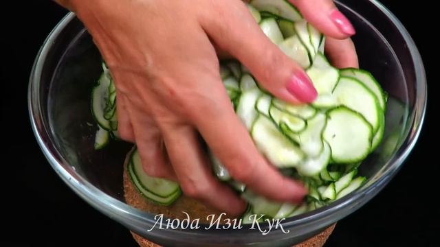 ОЛАДЬИ из ЦУКИНИ очень нежные ароматные и вкусные Люда Изи Кук рецепты zucchini pancakes recipe смотреть онлайн