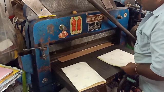 How To Do Sticker Sheet A5 Size Cutting // Sticker Paper Cutting // Sticker Sheet A5 Size Cutting смотреть онлайн