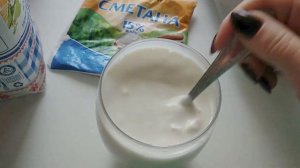 Что сделать чтобы сметана не свернулась в супе, подливе или соусе