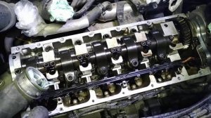 Ремонт двигателя Фольксваген 2,5л BNZ. Установка дополнительного крепления на насос-форсунку 1часть