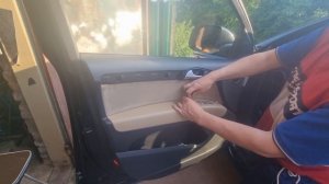 Демонтаж дверной карты Audi Q7 4L   2005 - 2015 год.