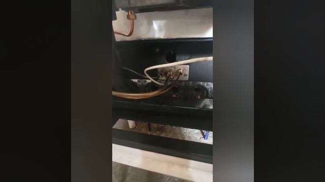 Газгольдер.Котел *Лемакс* Не отрегулировали давление при переходе на сжиженный газ.И вот результа смотреть онлайн