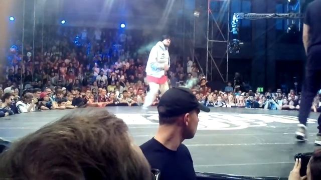 Чемпионат Украины. Батл брейк-данс на Red bull camp в Киеве. смотреть онлайн