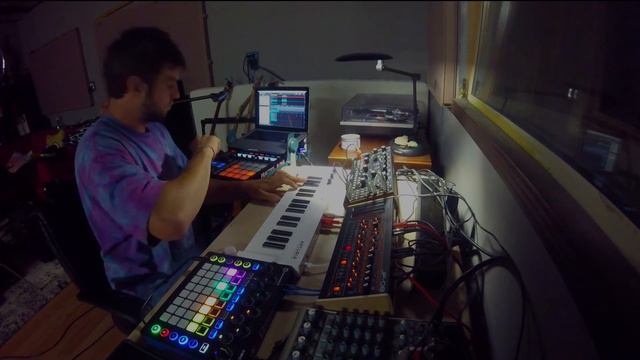 Mac Swell "Do you even?" Jam ( Circuit + jp-08 + Maschine + Mother-32 + keystep ) смотреть онлайн