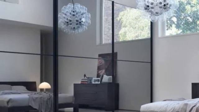 Почему нельзя спать напротив зеркала? смотреть онлайн