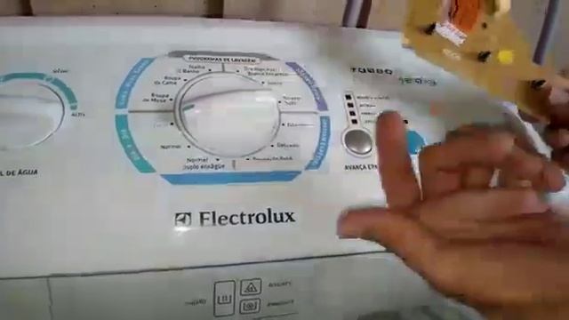 Máquina de lavar Electrolux mod LTE 12 kg luz de Led não acendi pode ser à placa. смотреть онлайн