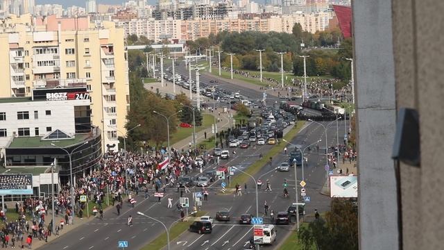 Что-то пошло не так с водометом на Машерова (часть 1). Минск. 4.10.2020 смотреть онлайн