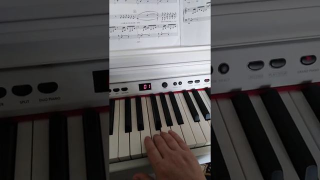 Живая музыка (с 4 цифры до конца) партия альтов смотреть онлайн
