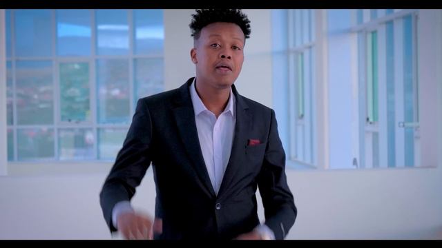 AMIIN YARE QABKA FARAS KU SAARAY OFFICIAL VIDEO 2021 смотреть онлайн