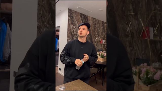 Литвин water bottle flip challenge!!! #shorts смотреть онлайн