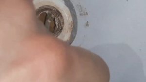 ремонт фитинга PP в стене