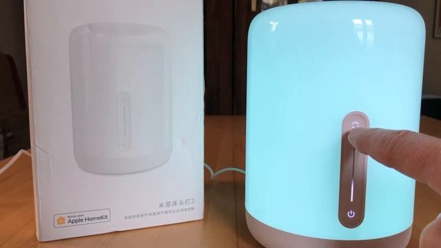 Xiaomi Mi Bedside Lamp 2 mit HomeKit смотреть онлайн
