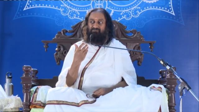 प्रश्न: योग वशिष्ठ को जीवन मे कैसे उतारे?