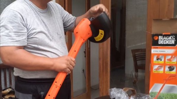 Electric Grass Trimmer Black & Decker GL260 | Pemotong Rumput Listrik