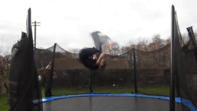 Canon IXUS 115 HS (Flipping) смотреть онлайн