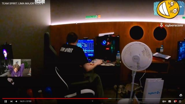 НИКС СМОТРИТ ПОЗДРАВЛЕНИЯ COLLAPSE С ДНЕМ РОЖДЕНИЯ! / NIX УВИДЕЛ ЧТО ПОДАРИЛИ ТИМ СПИРИТ КОЛЛАПСУ?!