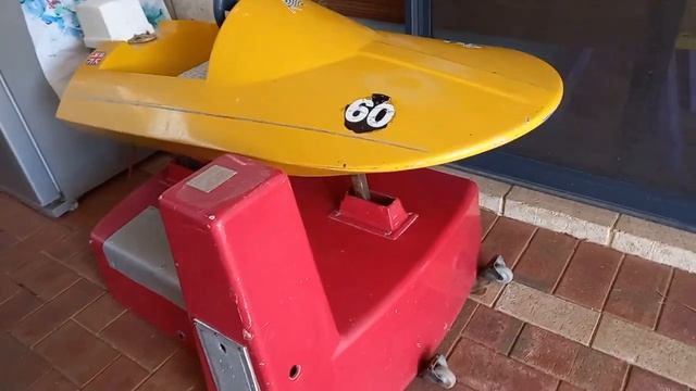 Speedboat Racer Kiddie ride Coin Op смотреть онлайн