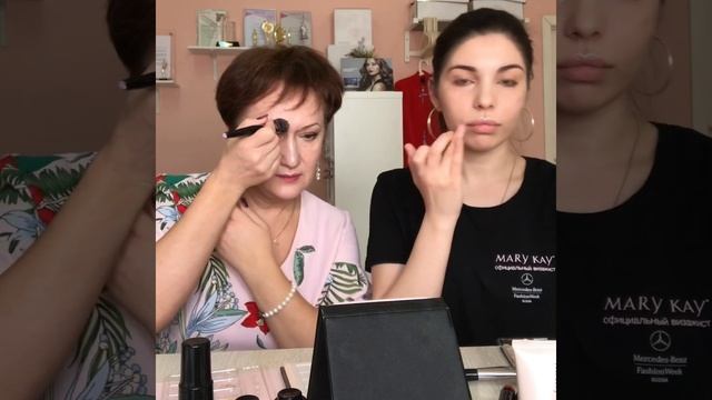 Хайлайтер—флюид от Mary Kay смотреть онлайн