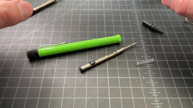 Lamy Safari Ballpoint Ink Upgrade (Pilot Refill) смотреть онлайн