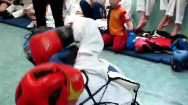Турнир по каратэ на кубок Автово 05.03.12 - Богдан смотреть онлайн